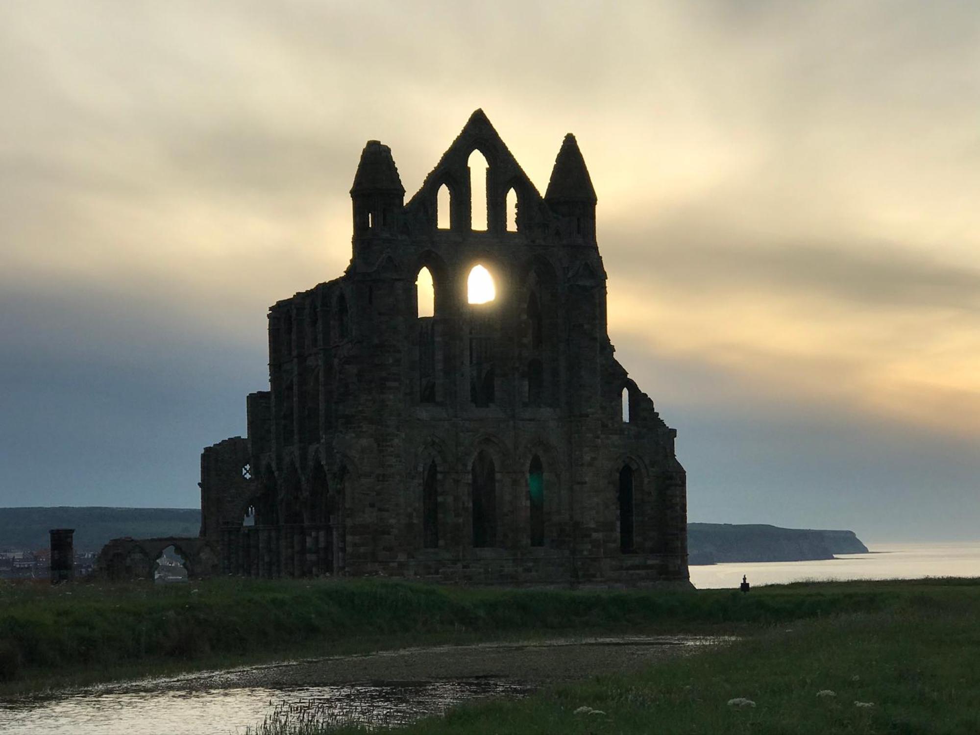 Tideway With Private Parking Space * Whitby