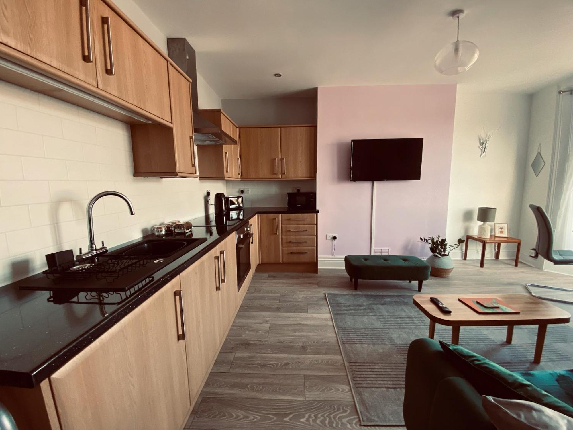 Tideway With Private Parking Space Апартаменты